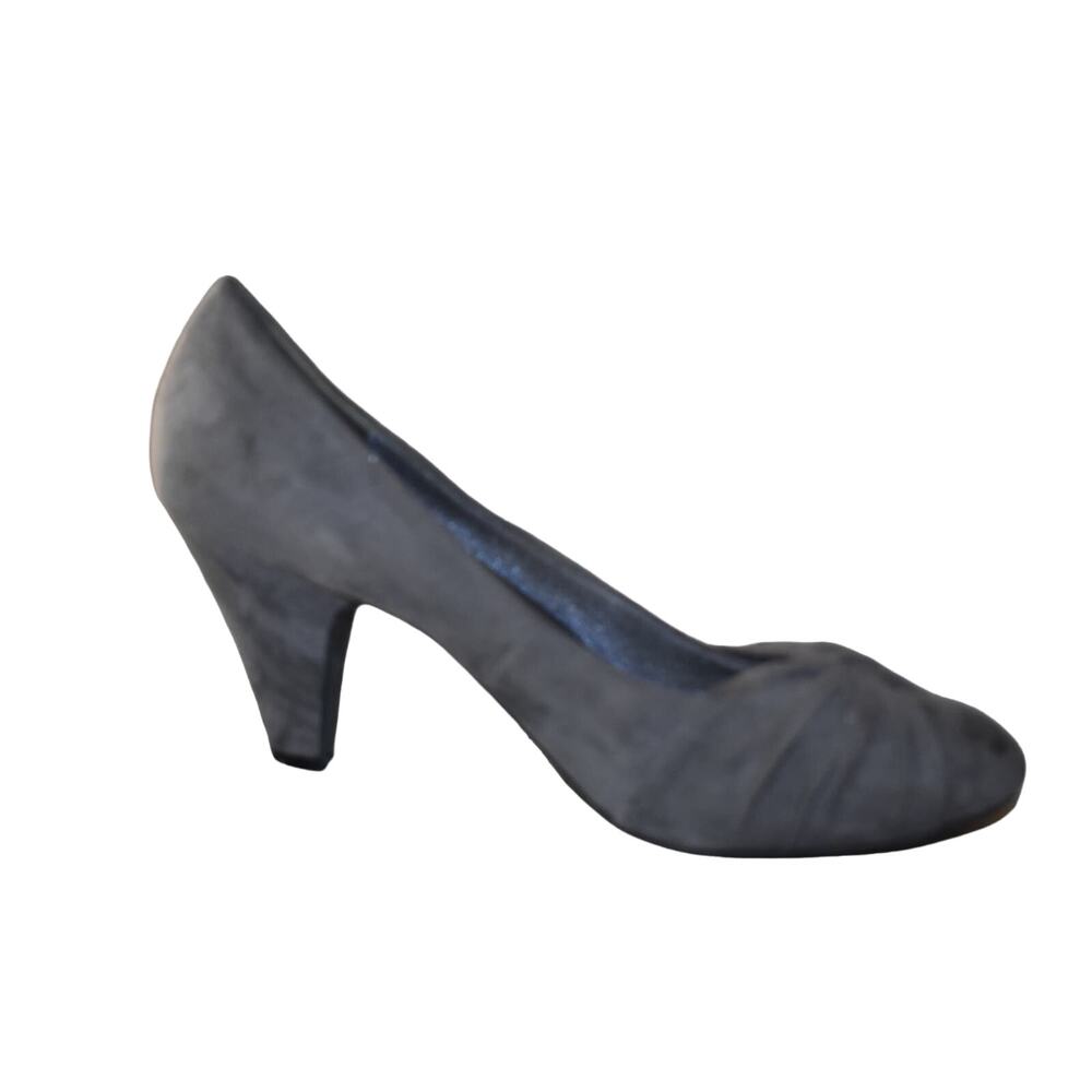 Abella Gray Velvet Heels Size 10 - Picture 2 of 5